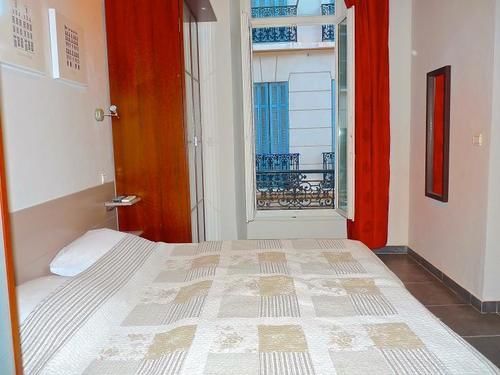 Apartment Meynadier Port