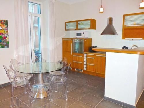 Meynadier Port Apartment